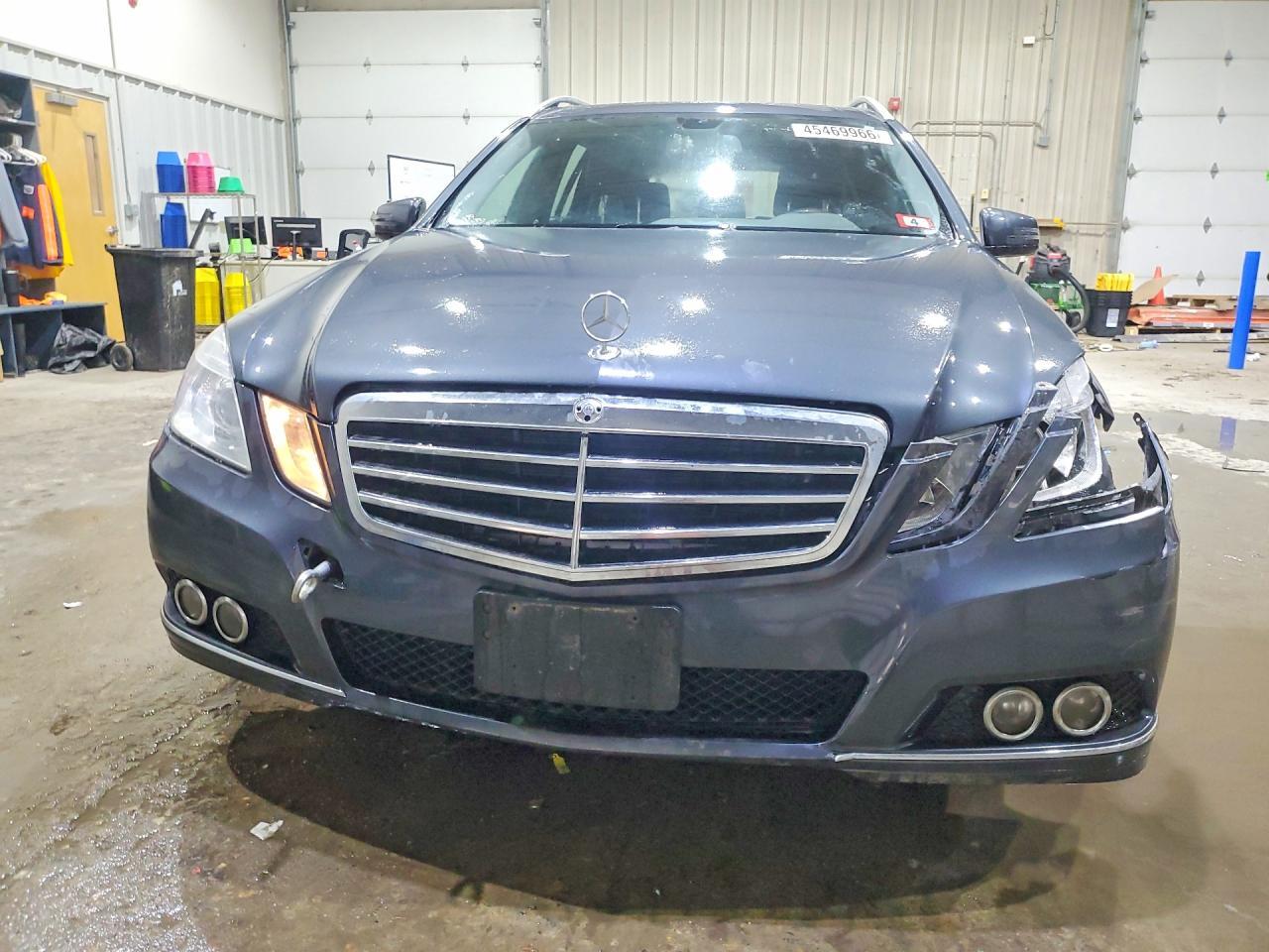 2011 Mercedes-Benz E 350 4Matic Wagon - Фото 5
