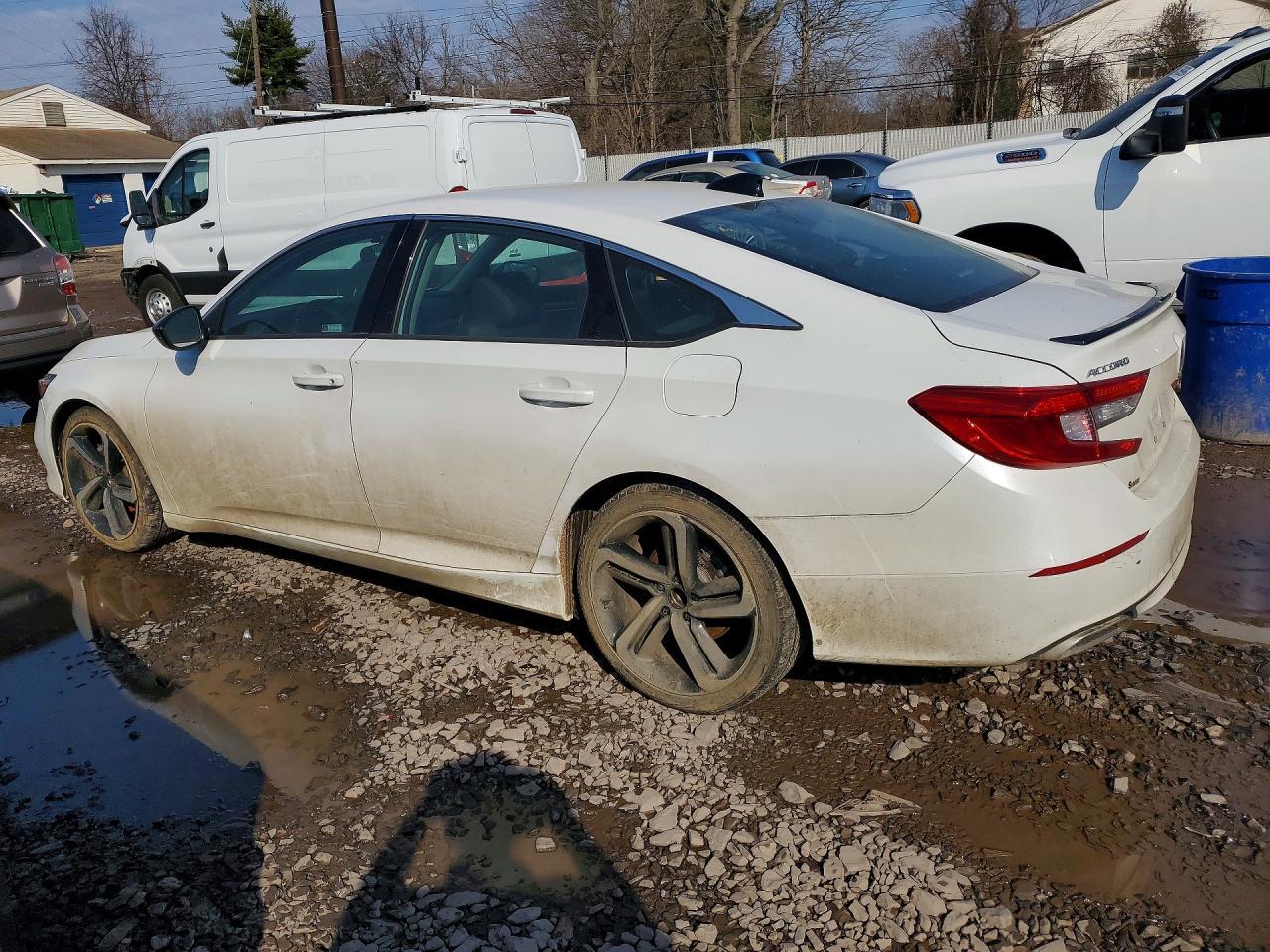 2022 Honda Accord Sport Se - Фото 2