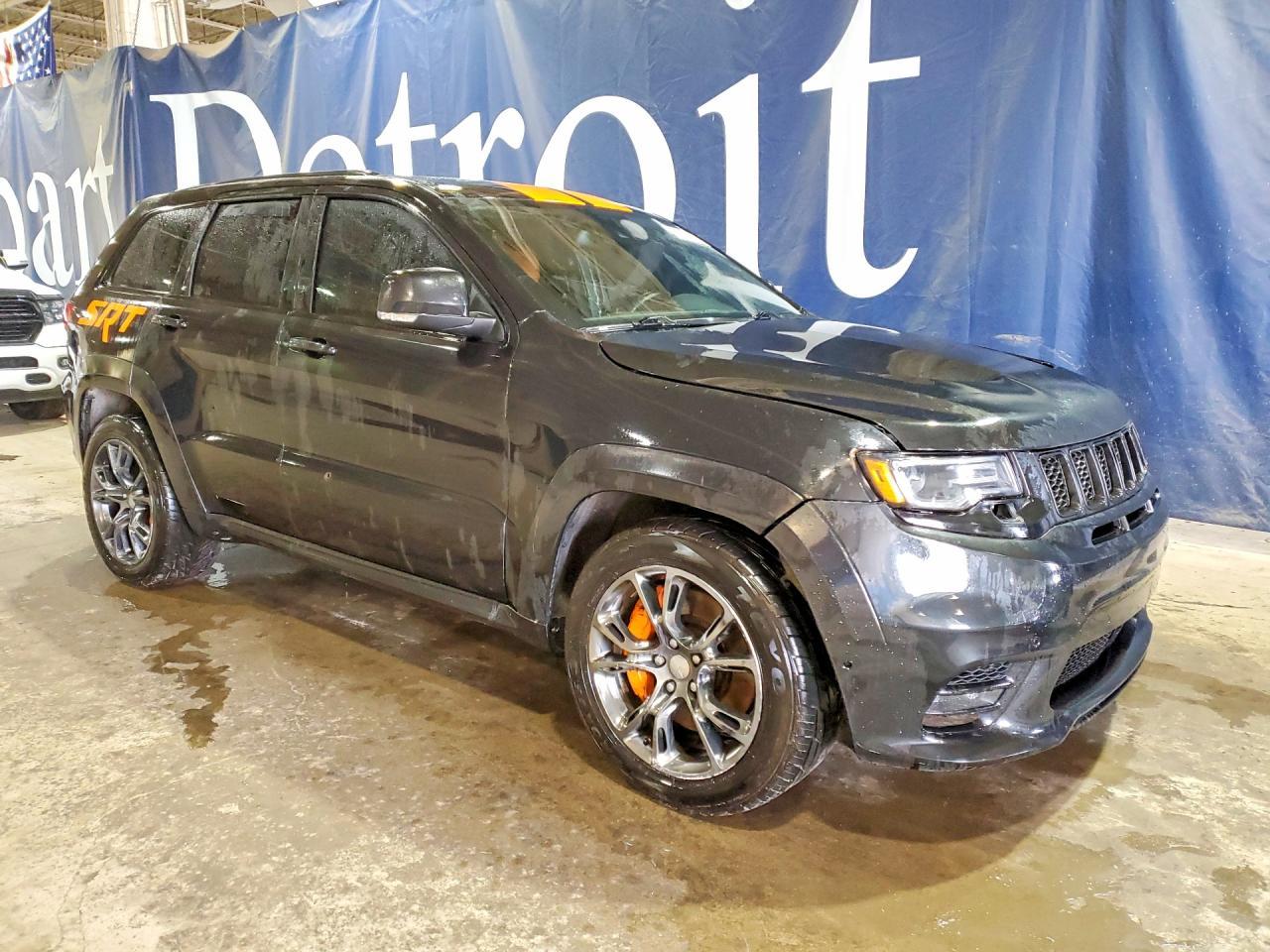 2016 Jeep Grand Cherokee Srt-8 - Image 4