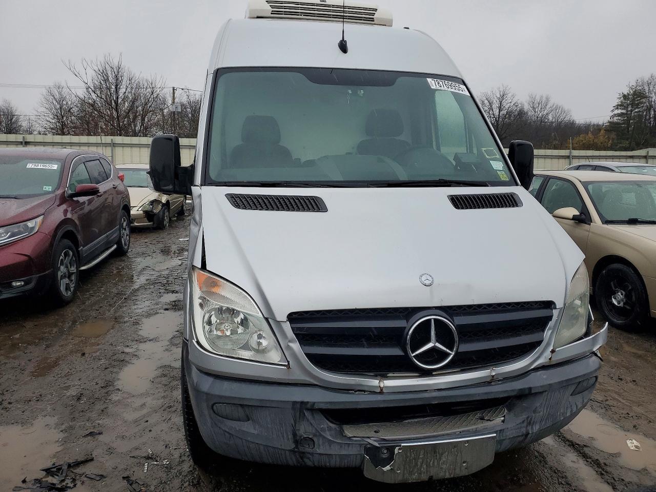 2010 Mercedes-Benz Sprinter 2500 - Image 5