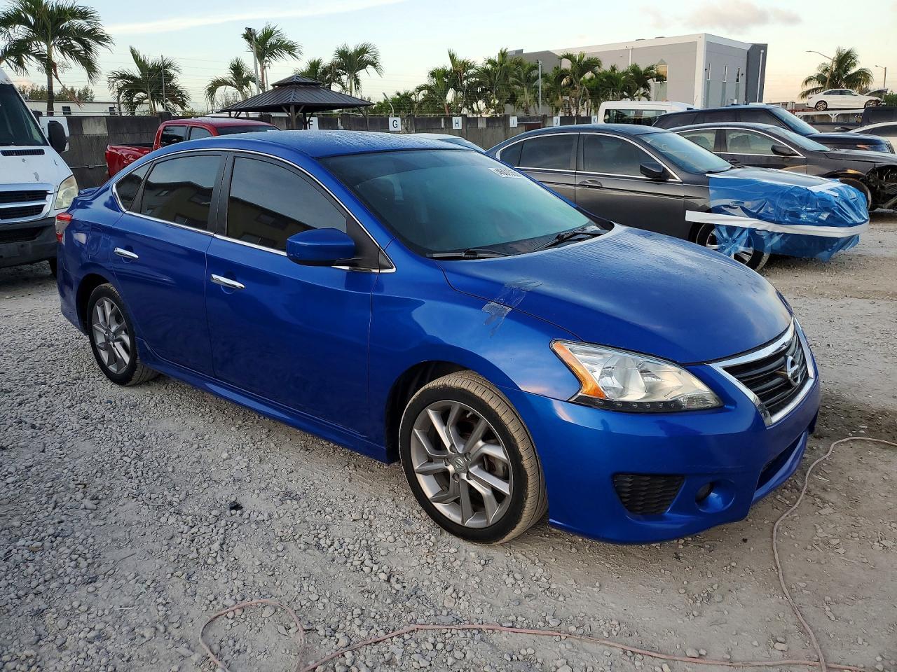 2013 Nissan Sentra S - Фото 4