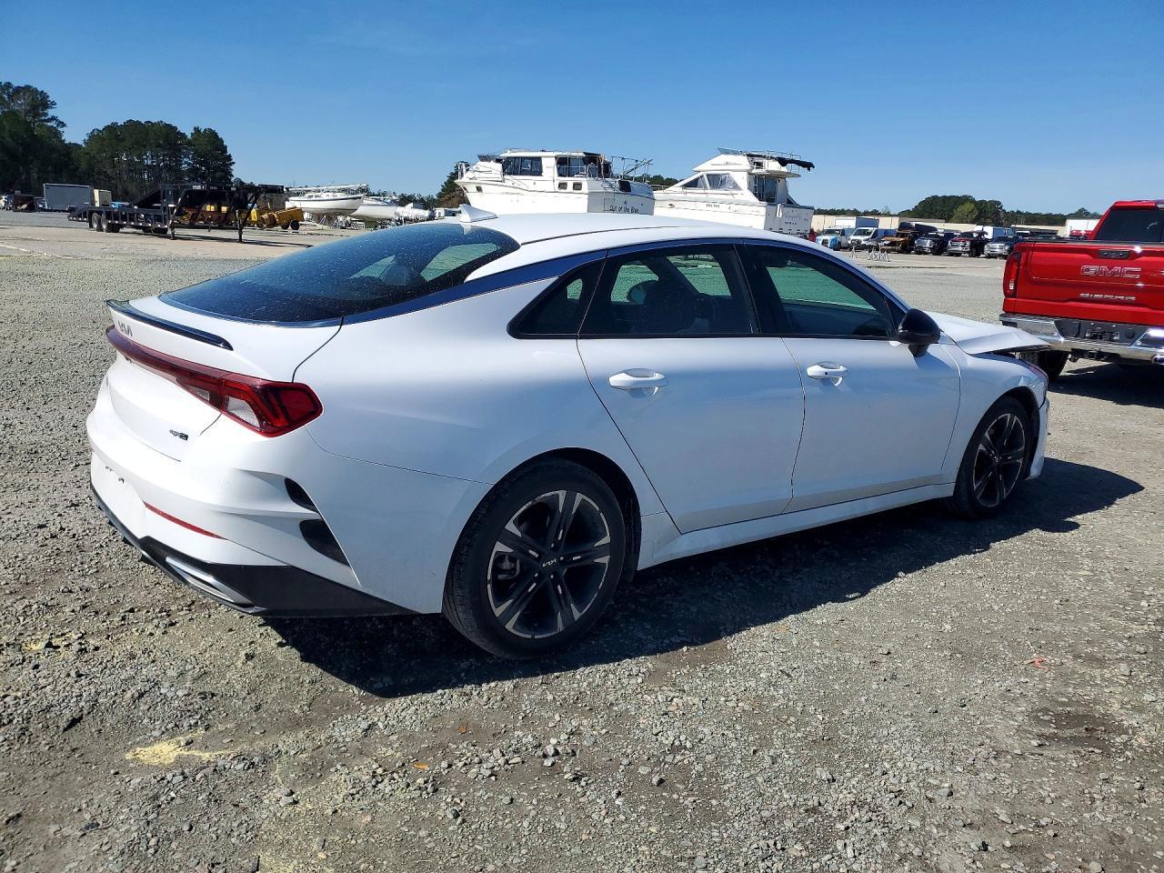 2022 Kia K5 Gt-Line - Фото 3