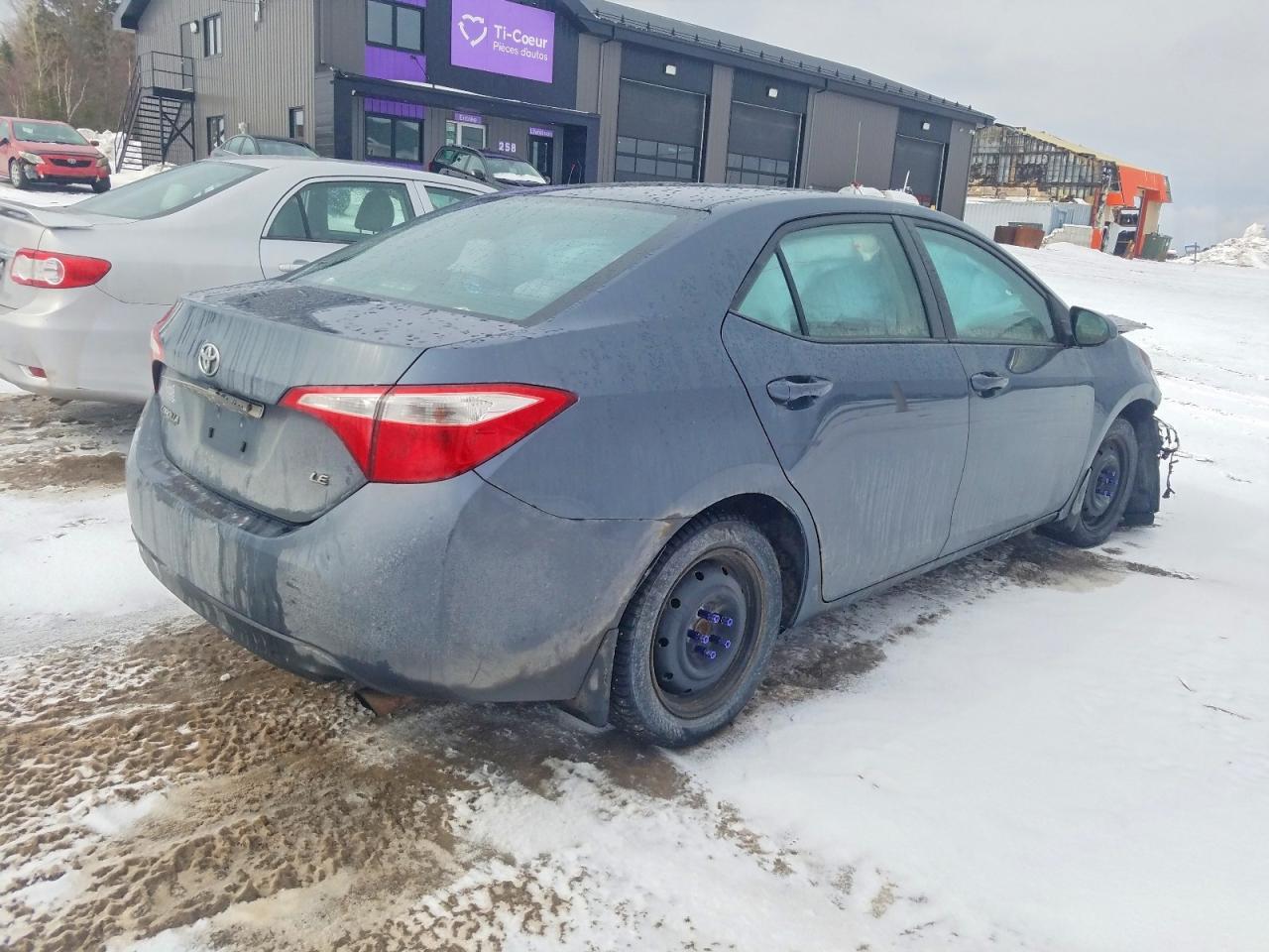 2014 Toyota Corolla L - Фото 3