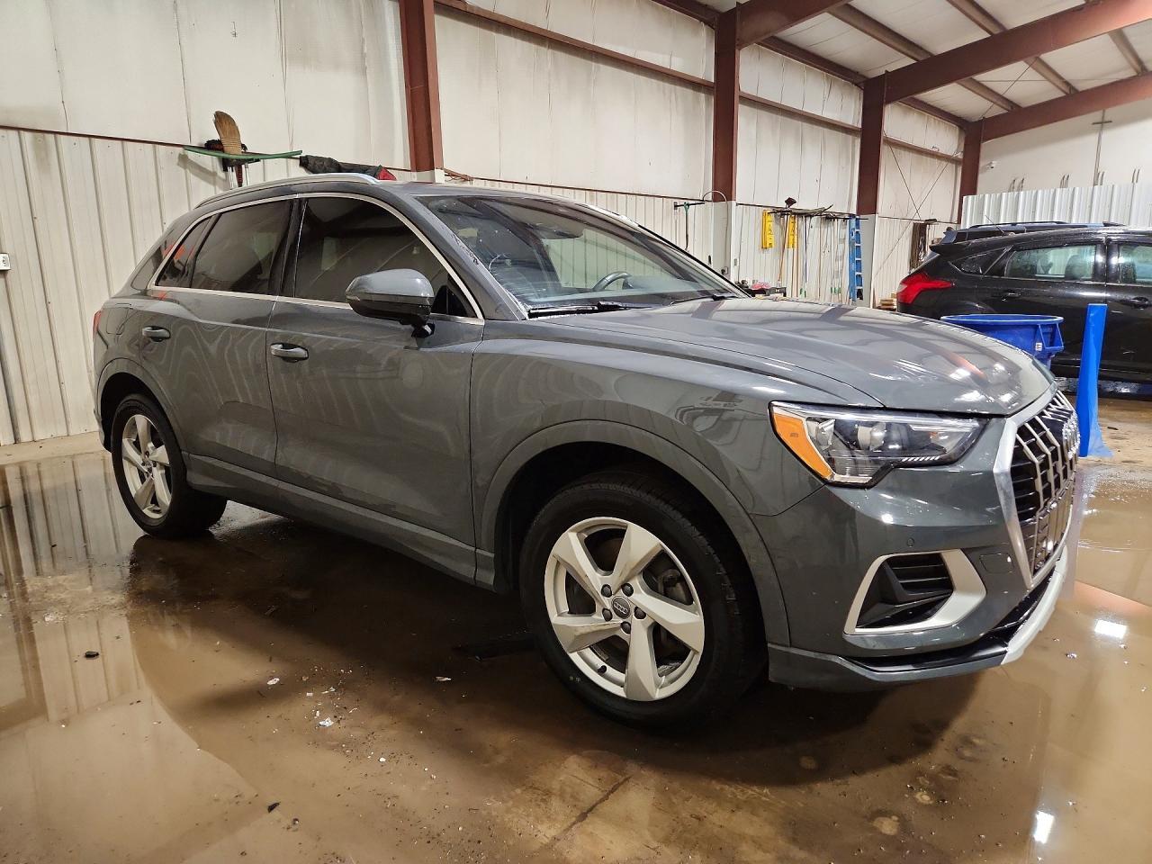 2020 Audi Q3 Premium - Фото 4