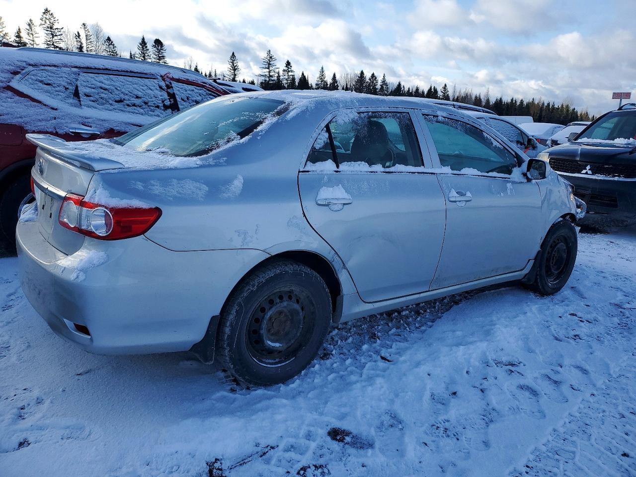 2012 Toyota Corolla L - Фото 3