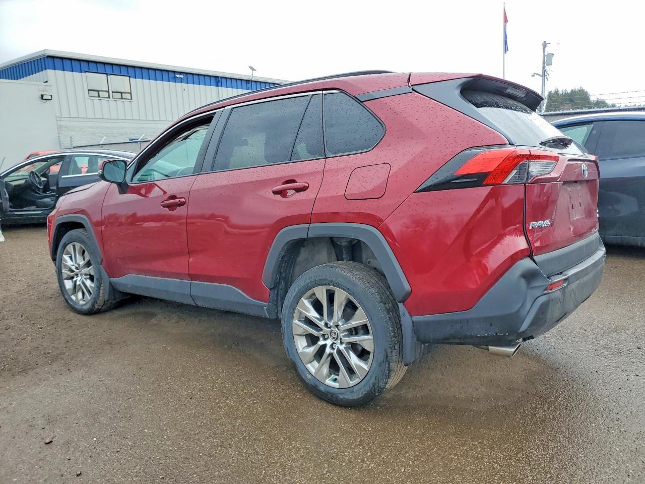 2021 Toyota Rav4 Xle - Фото 2