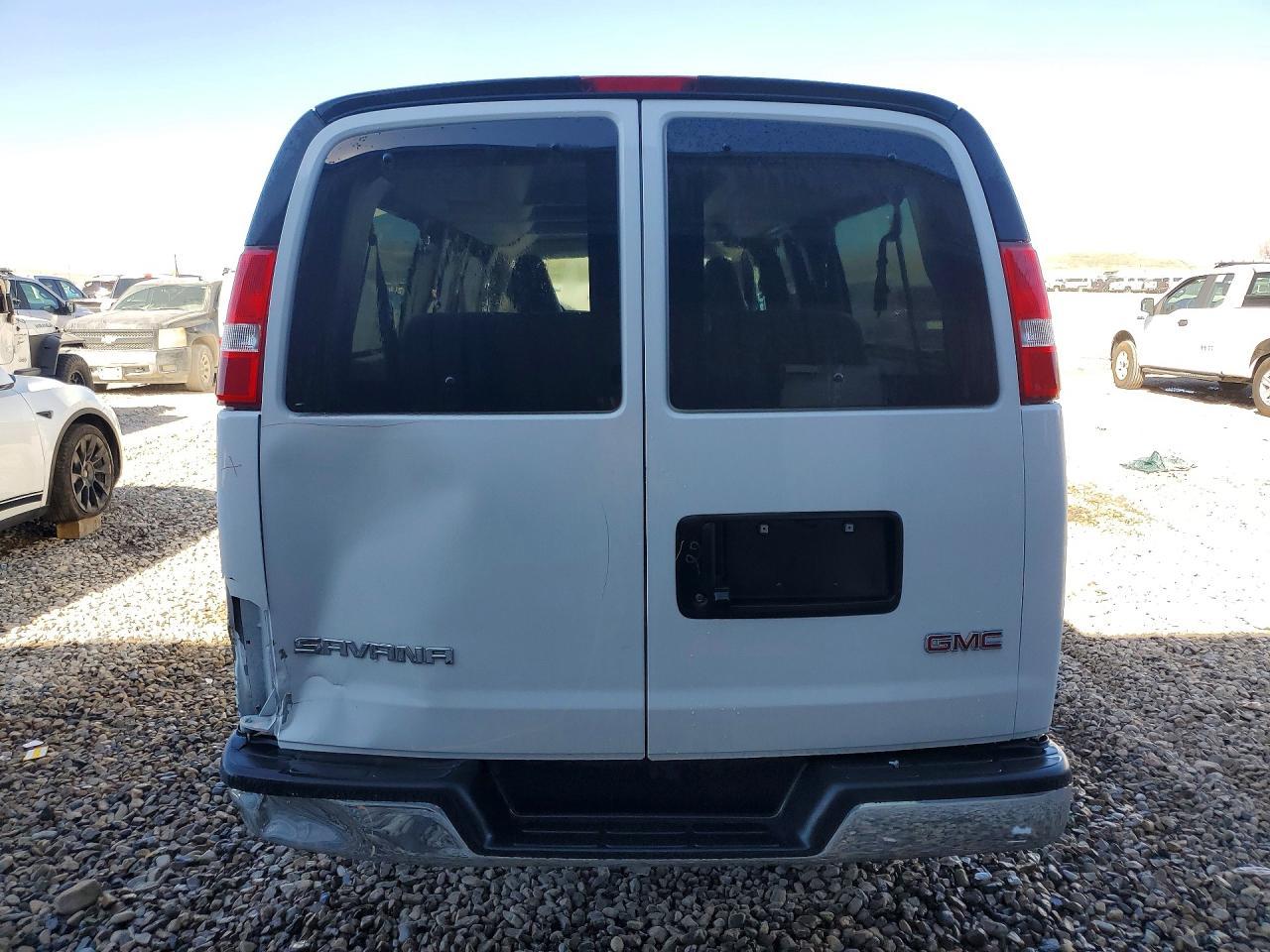 2025 GMC Savana G3500 Lt - Фото 6