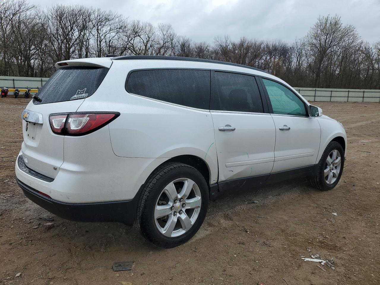 2017 Chevrolet Traverse Lt - Фото 3