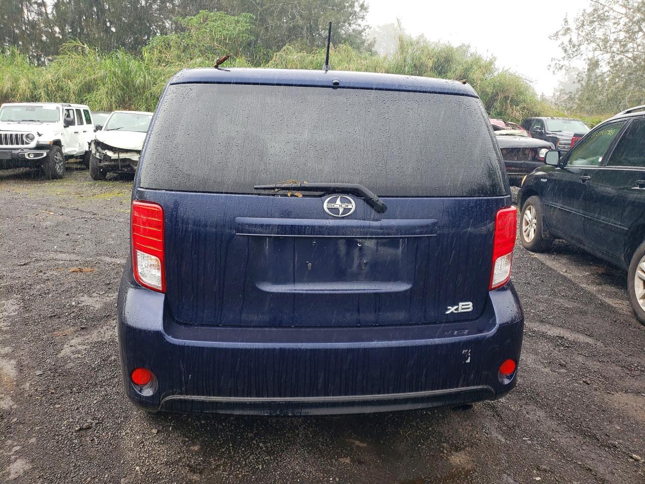 2015 Scion Xb Base - Фото 6
