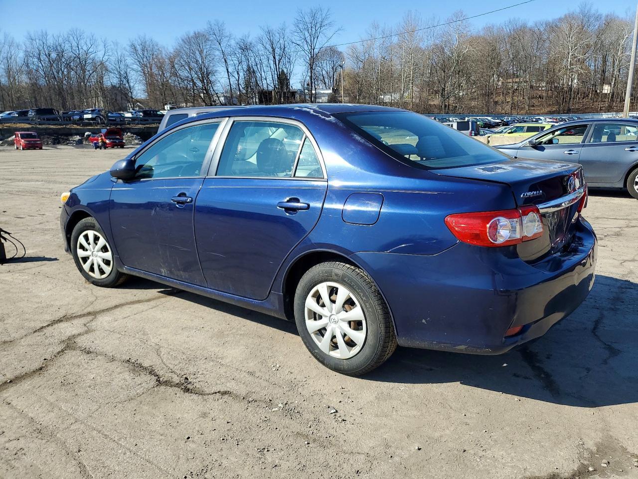 2011 Toyota Corolla Le - Image 2