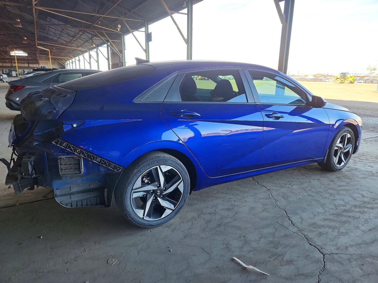 2023 Hyundai Elantra Sel - Фото 3