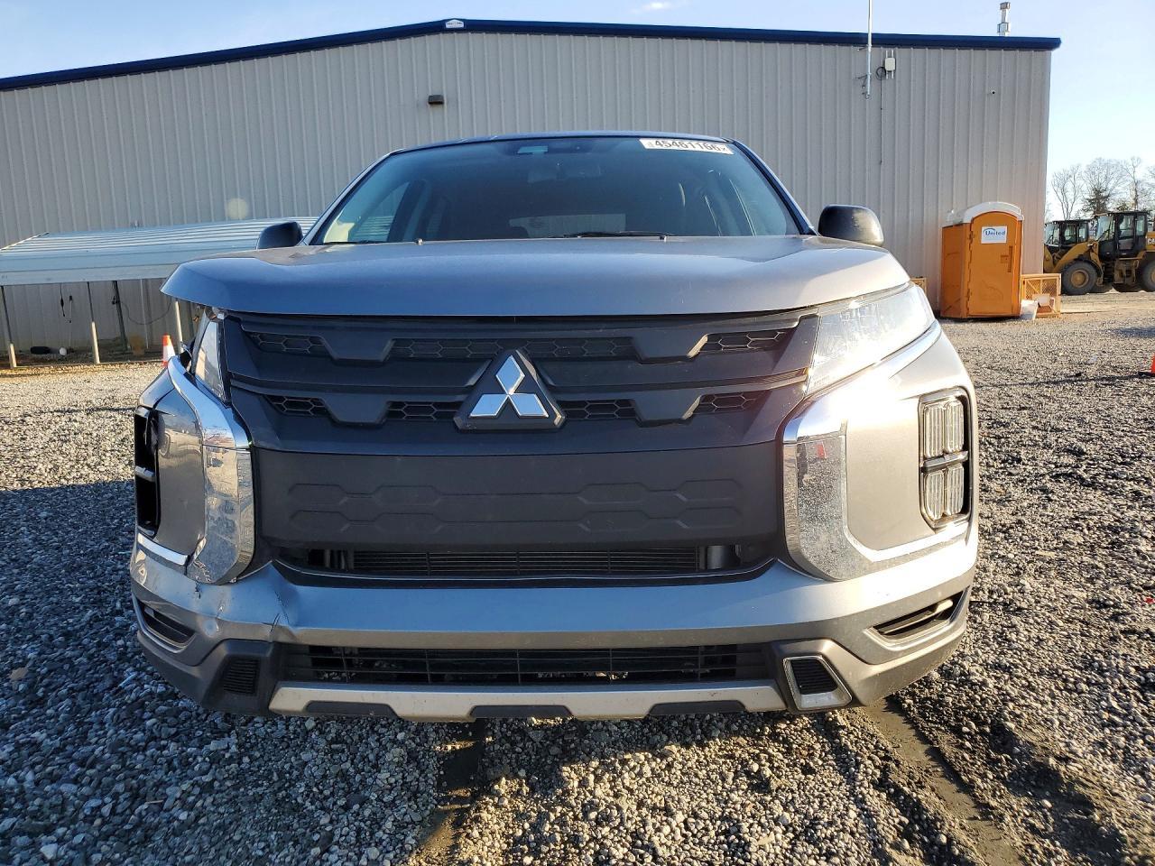 2022 Mitsubishi Outlander Sport Es - Image 5