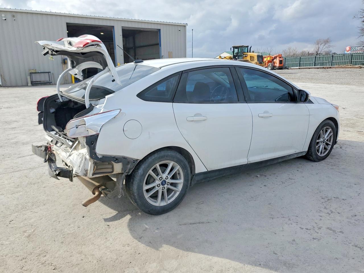 2017 Ford Focus Se - Image 3