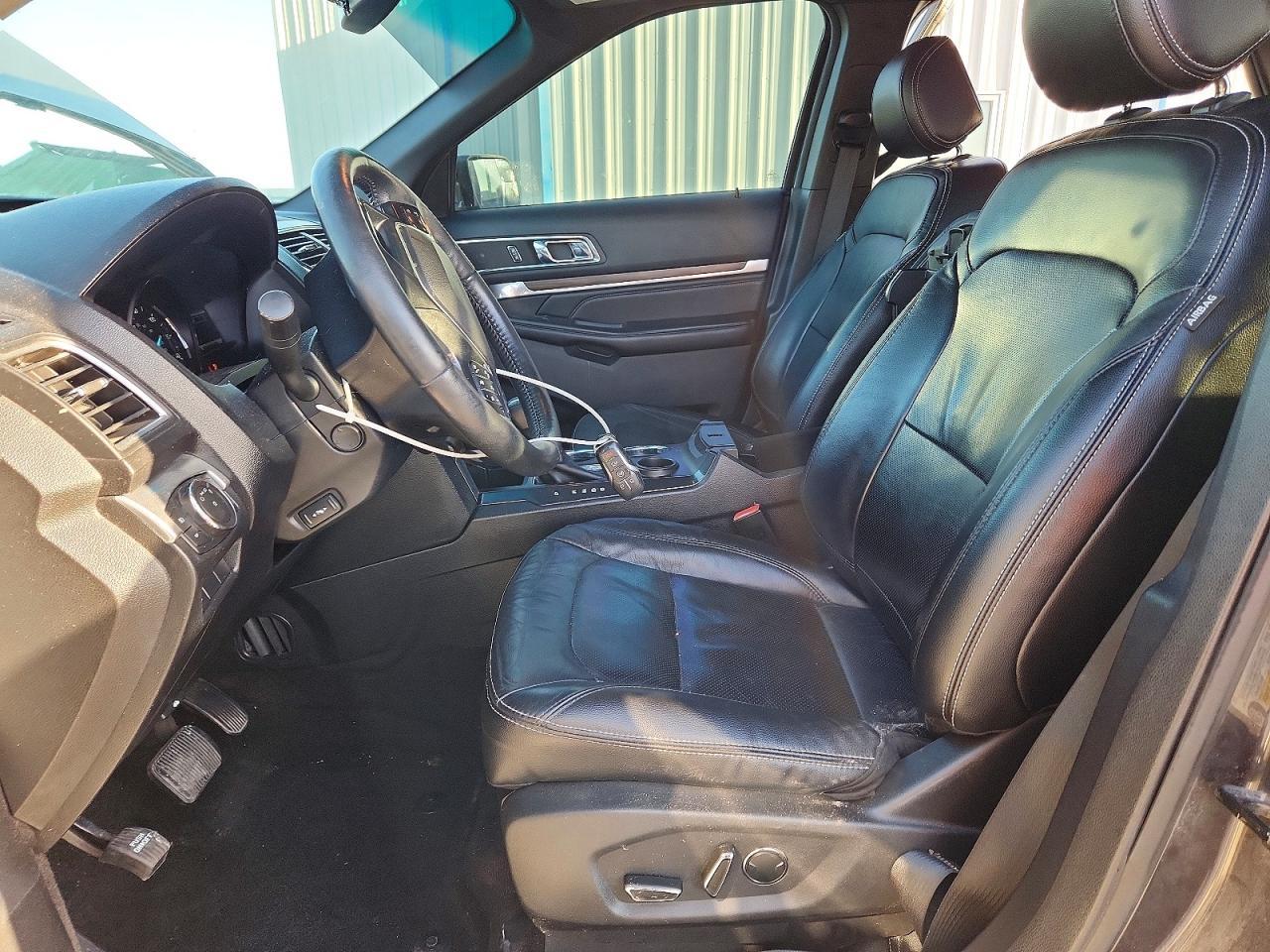 2016 Ford Explorer Limited - Image 7