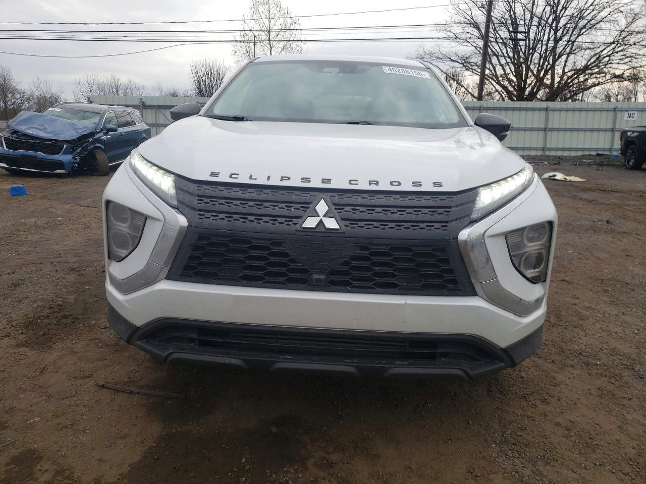2024 Mitsubishi Eclipse Cross Le - Image 5