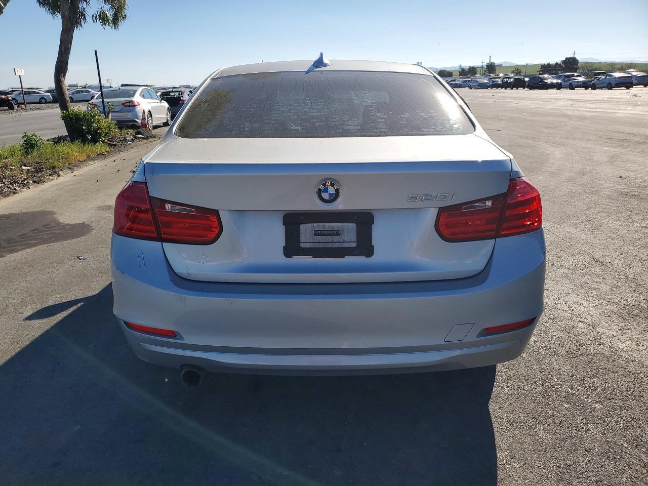 2015 BMW 320 I - Фото 6