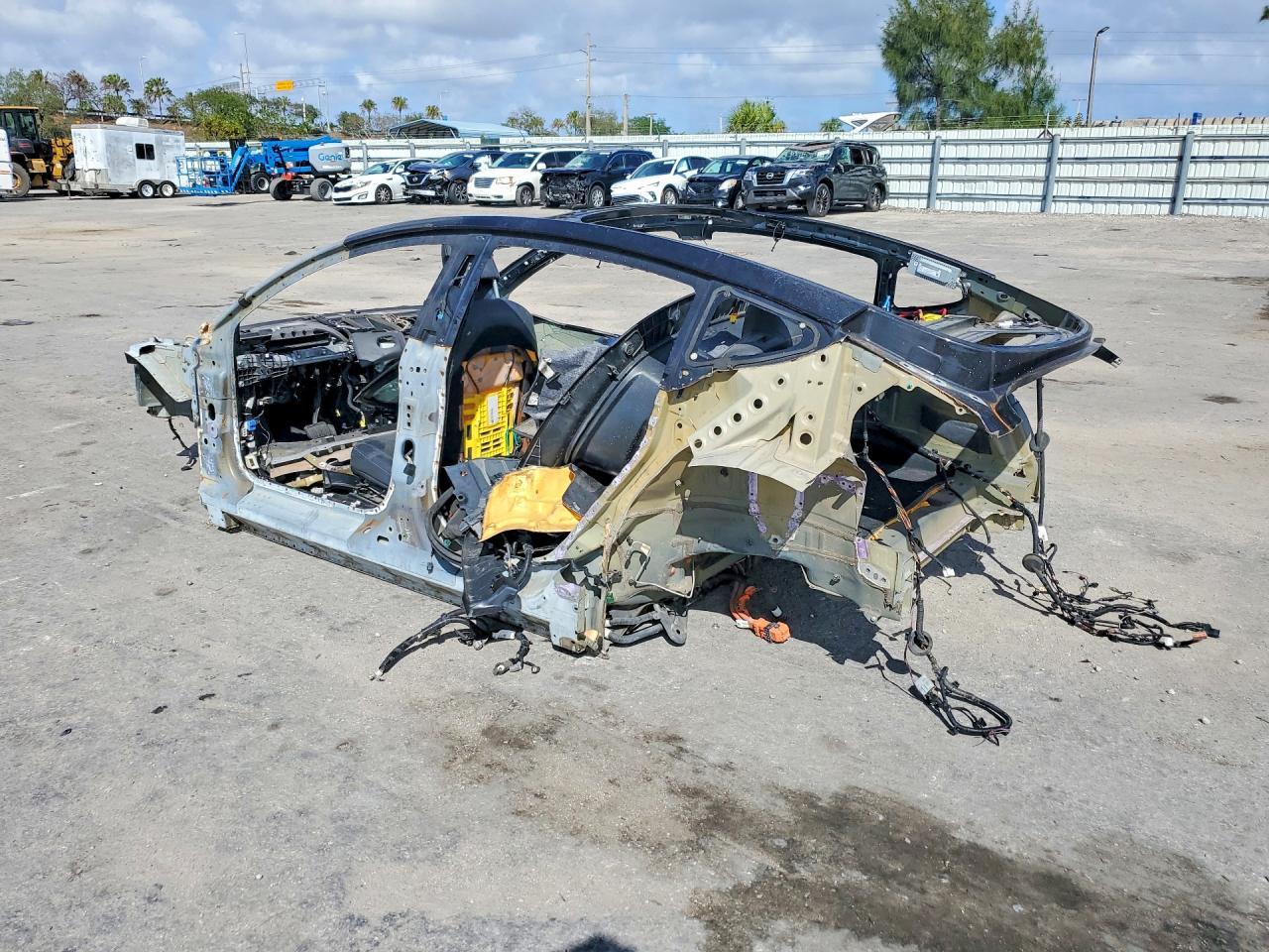 2018 Tesla Model 3 - Image 2