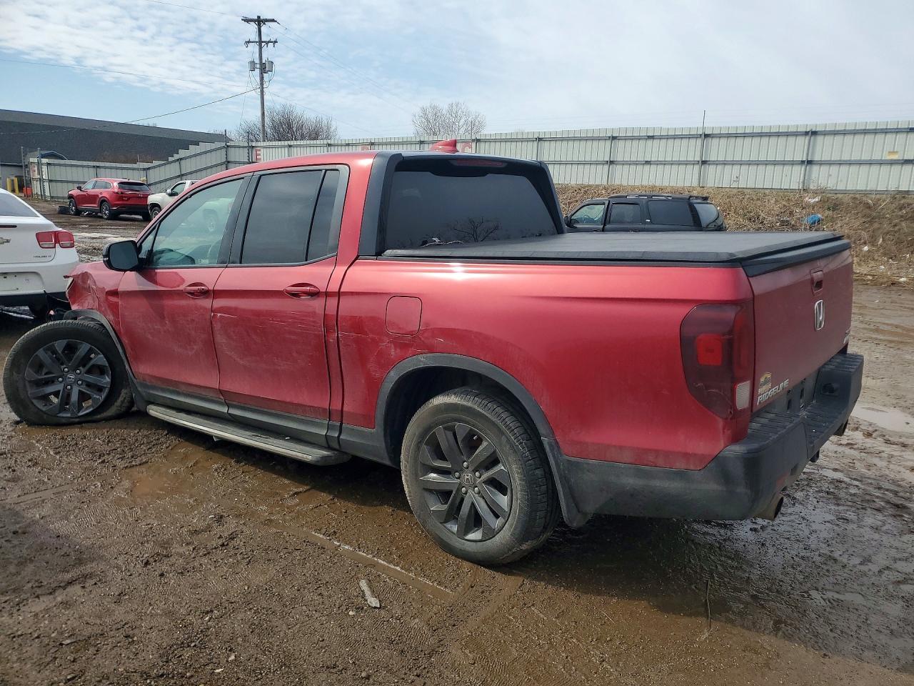 2022 Honda Ridgeline Sport - Image 2