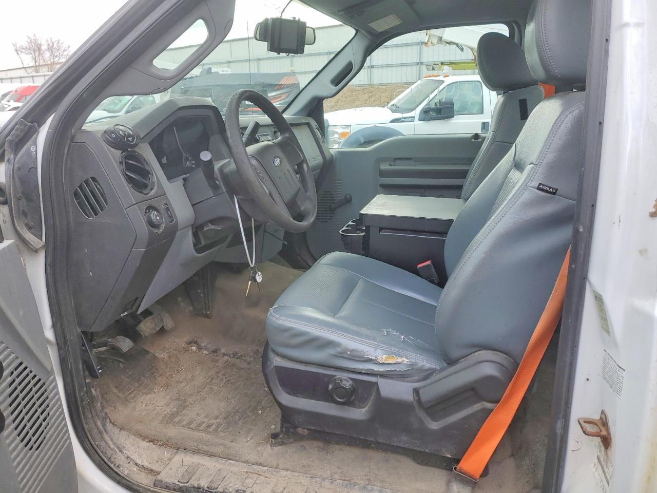 2015 Ford F450 Super Duty - Image 7