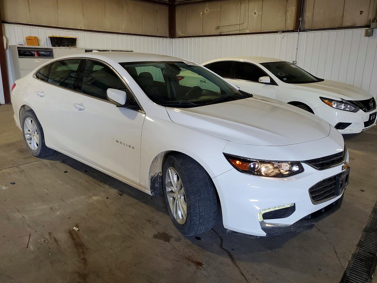 2016 Chevrolet Malibu Lt - Image 4