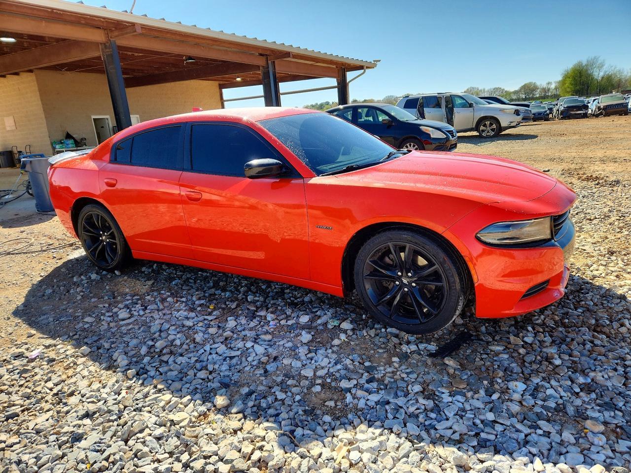 2017 Dodge Charger R - Image 4