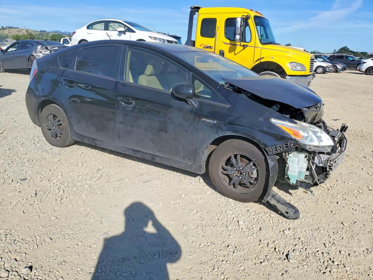 2013 Toyota Prius Two - Фото 4