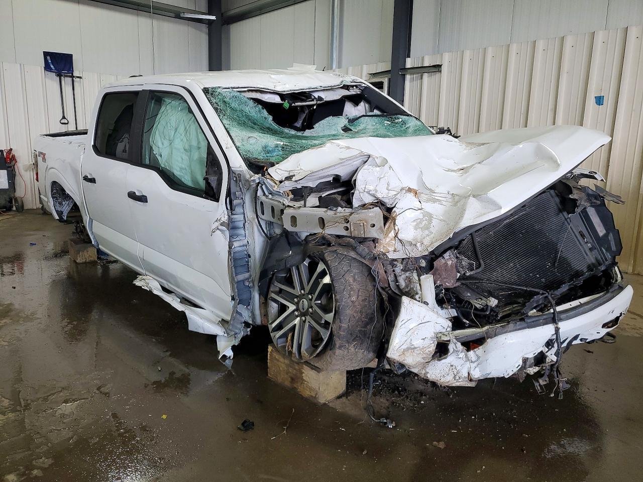 2021 Ford F150 Supercrew - Фото 4