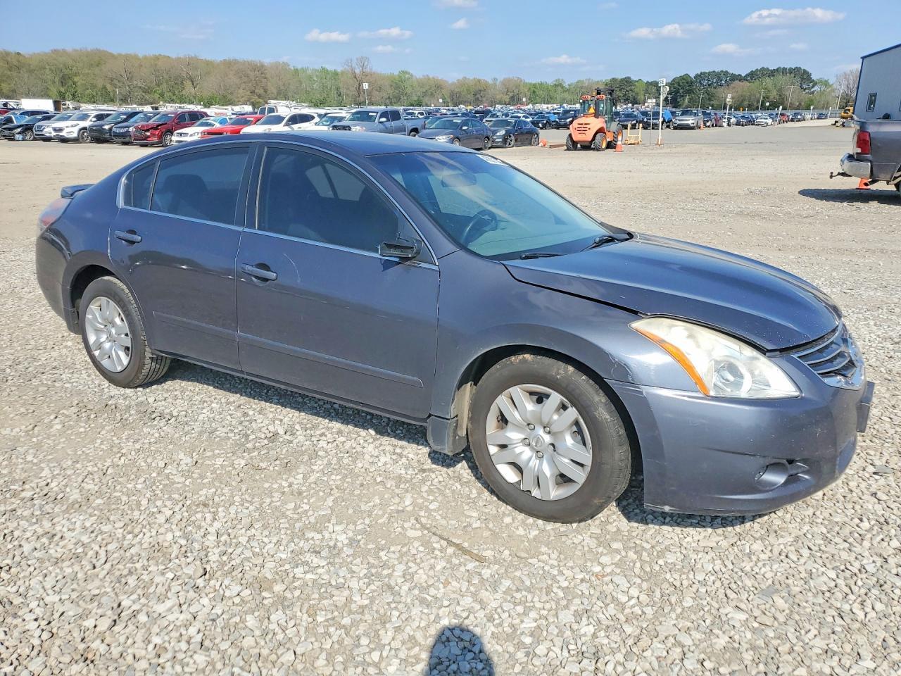 2012 Nissan Altima 2.5 - Image 4