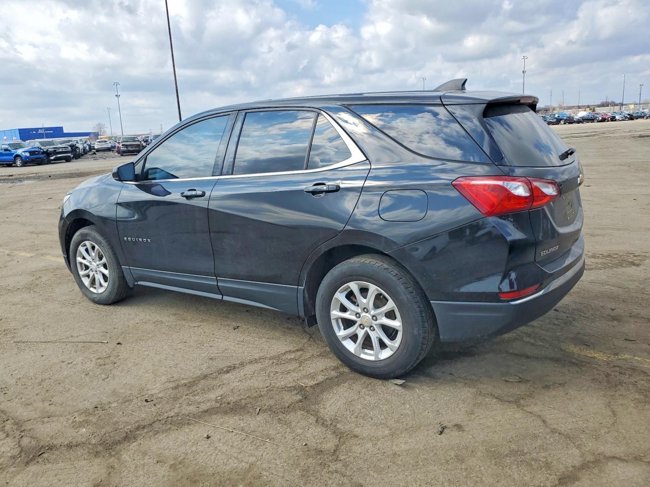 2018 Chevrolet Equinox Lt - Фото 2
