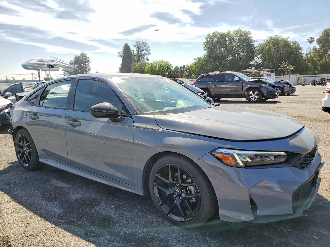 2025 Honda Civic Sport - Фото 4