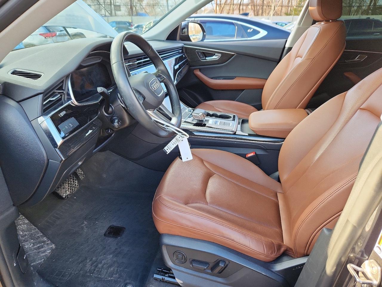 2022 Audi Q8 Premium Plus S-Line - Image 7