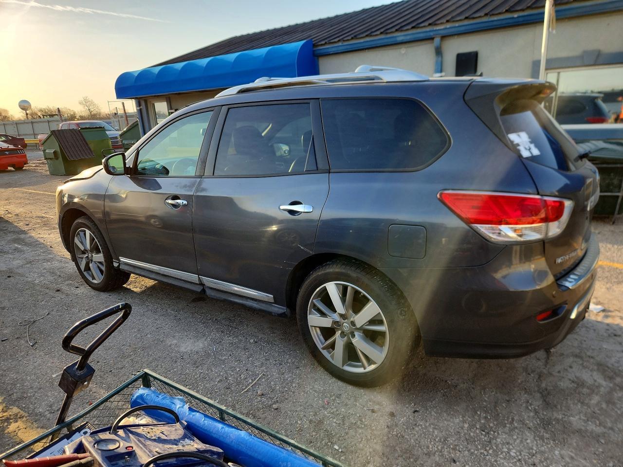 2014 Nissan Pathfinder Sl - Фото 2