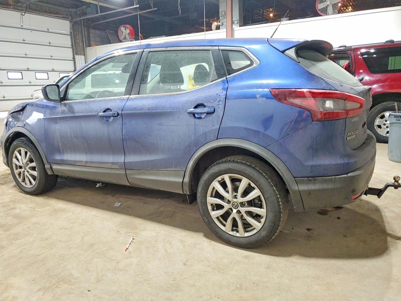 2021 Nissan Rogue Sport S - Фото 2
