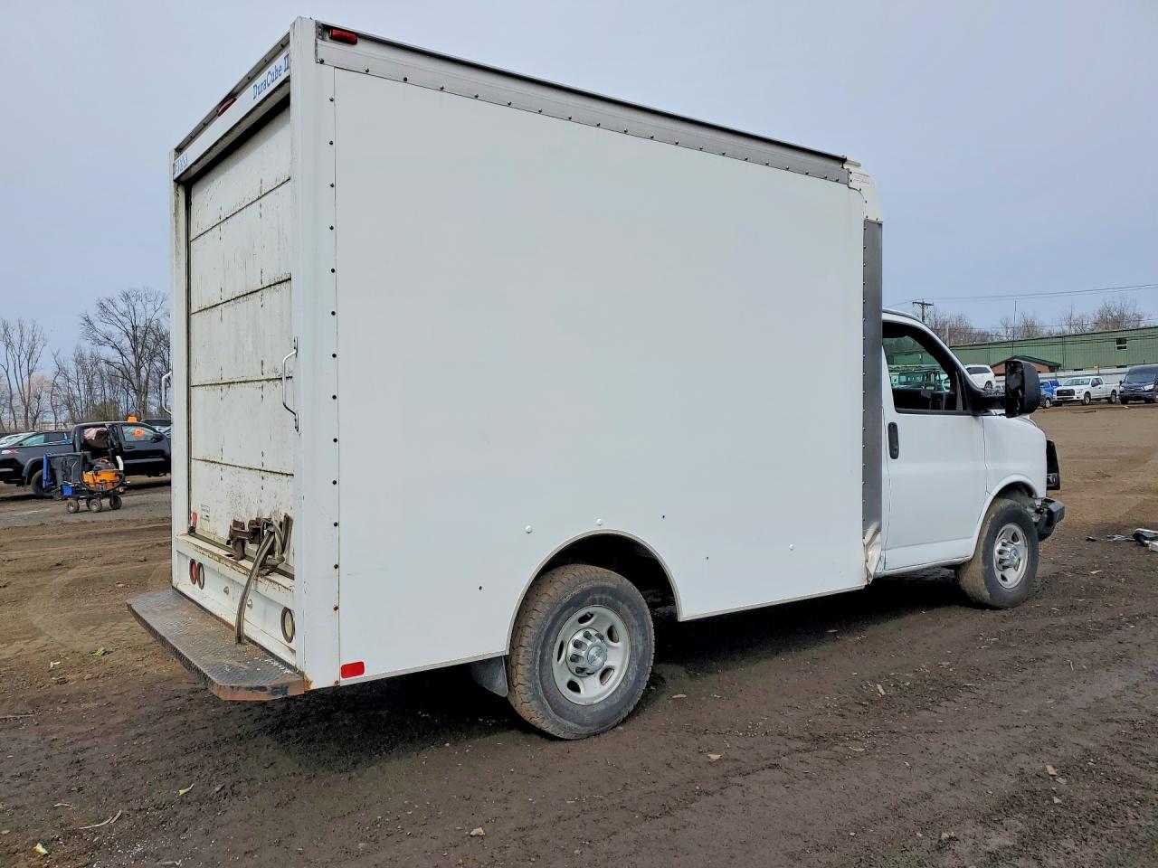 2014 Chevrolet Express G3500 - Фото 3