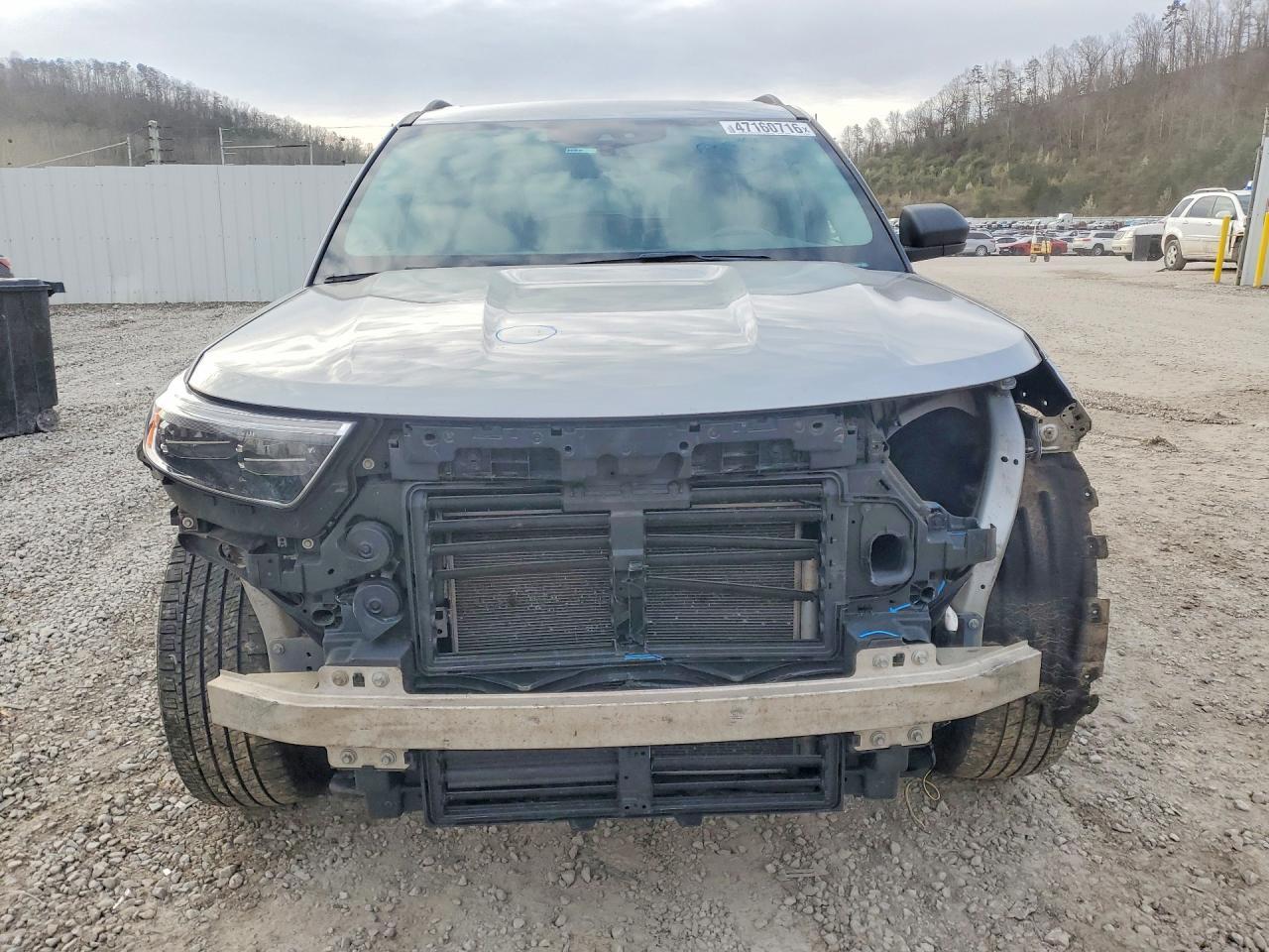 2020 Ford Explorer Xlt - Фото 5