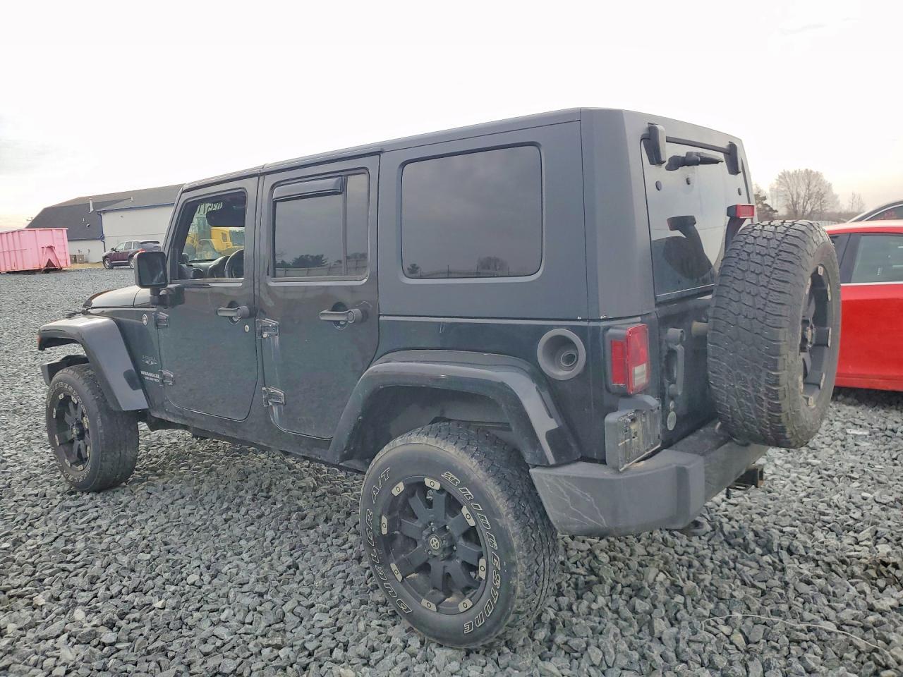 2010 Jeep Wrangler Unlimited Sahara - Фото 2