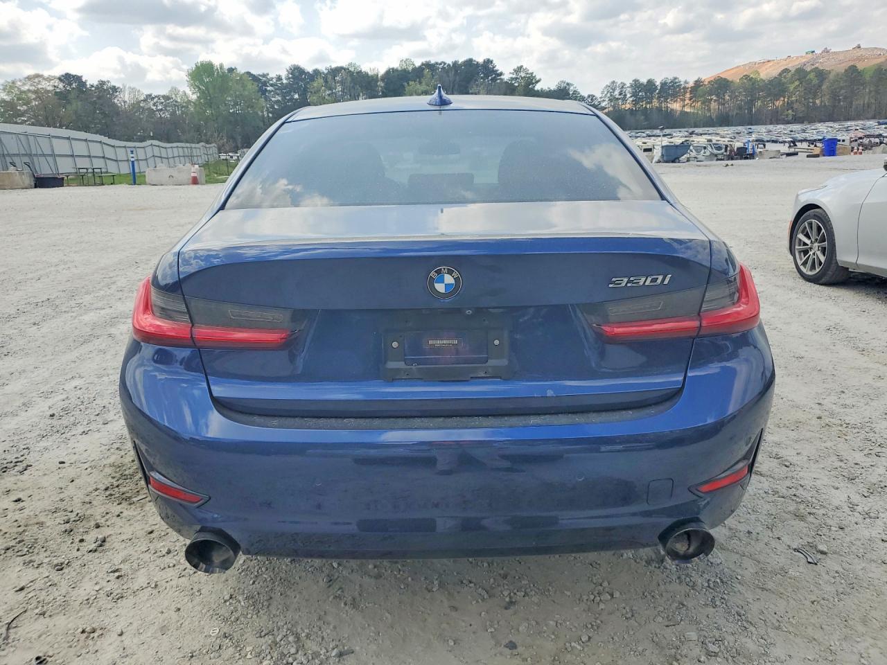 2019 BMW 330I - Фото 6