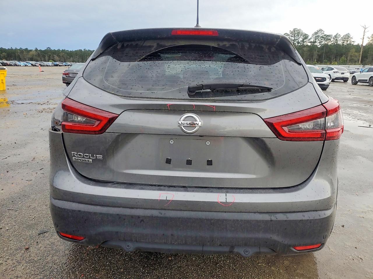 2021 Nissan Rogue Sport S - Image 6