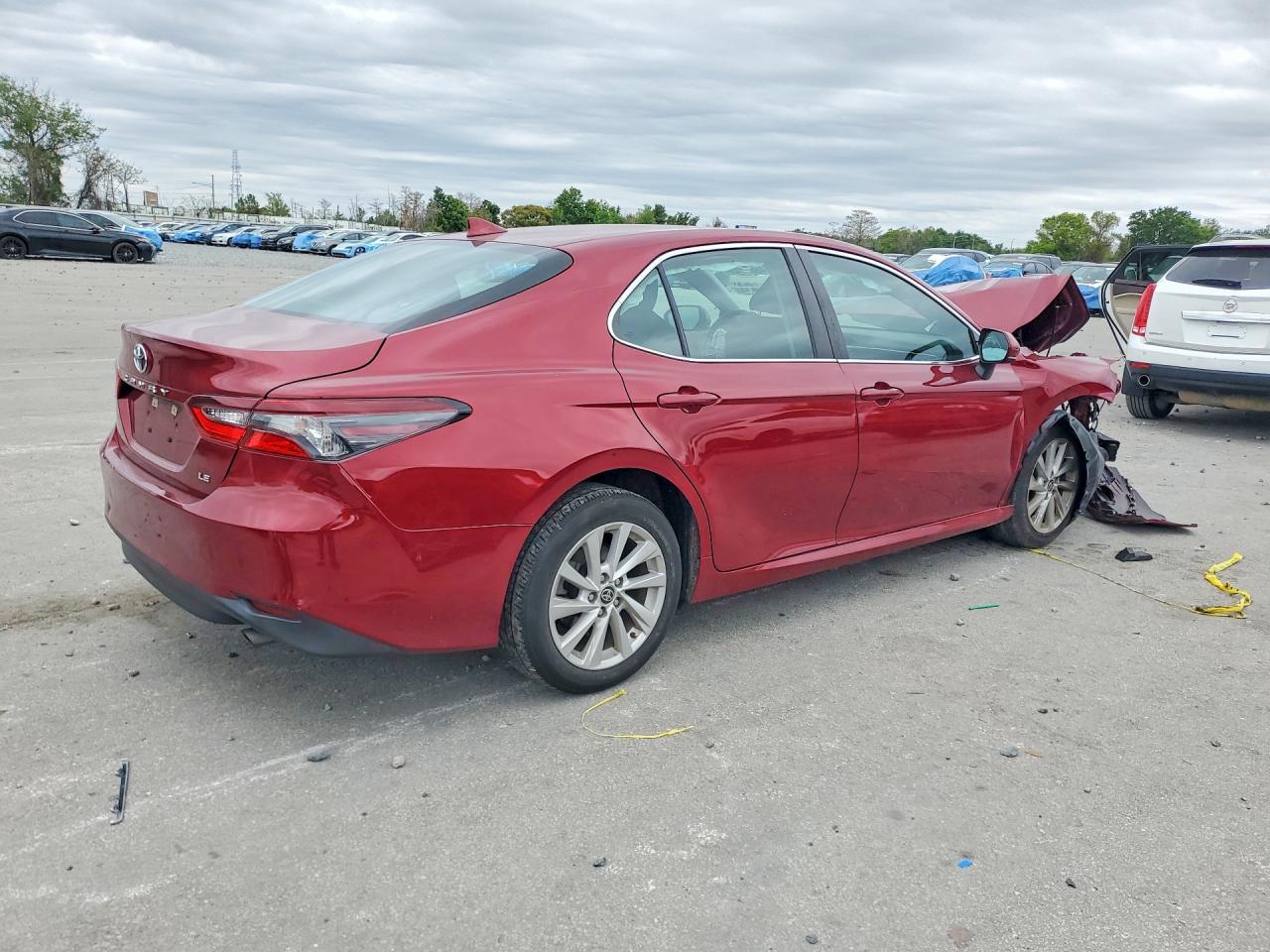 2022 Toyota Camry Le - Image 3