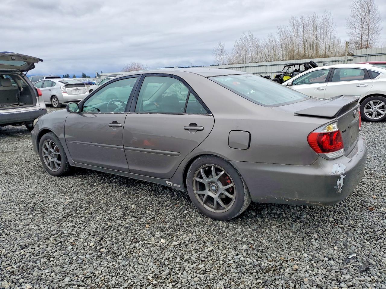 2005 Toyota Camry Se V6 - Фото 2