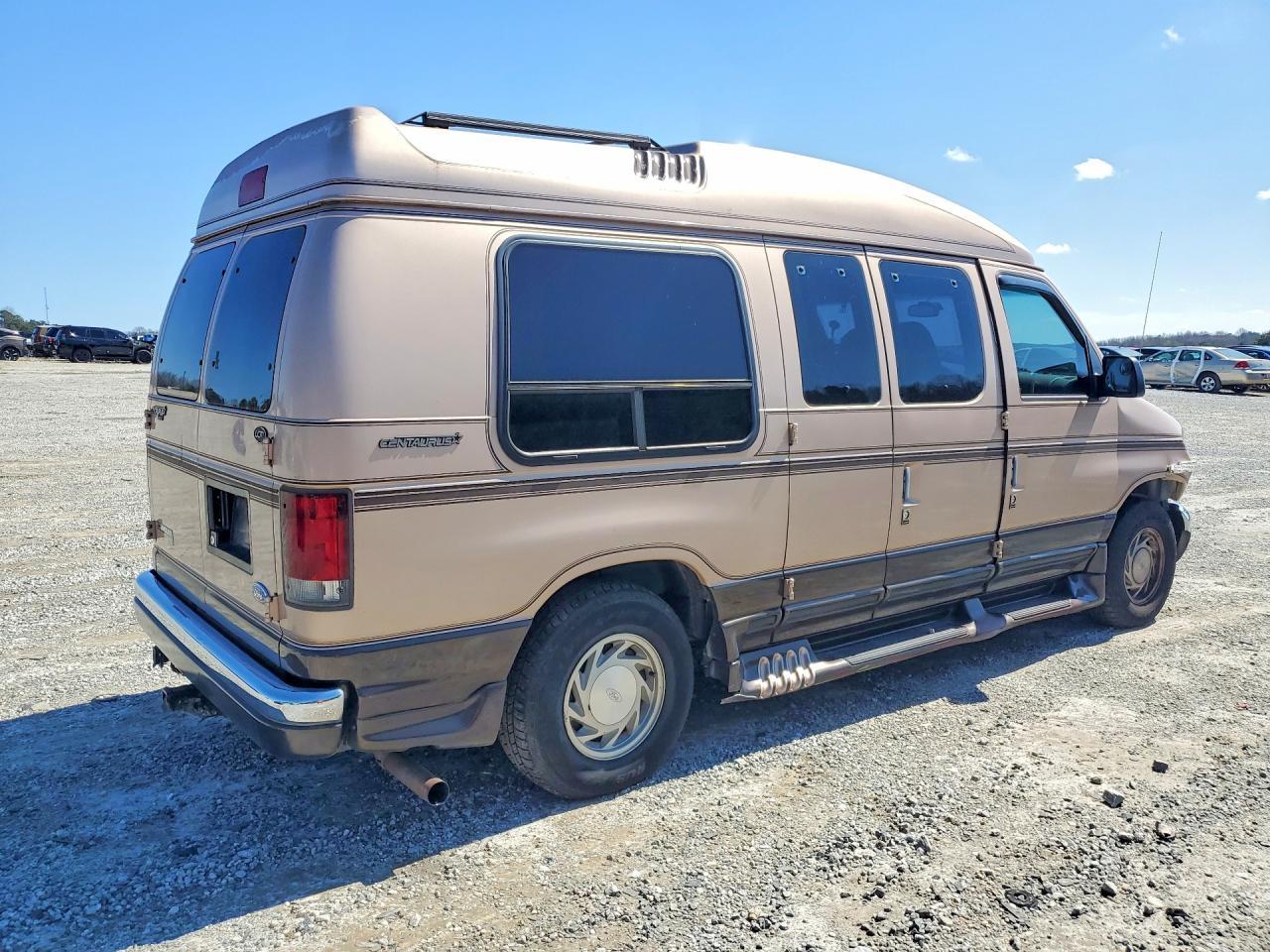 1997 Ford Econoline E150 Van - Image 3