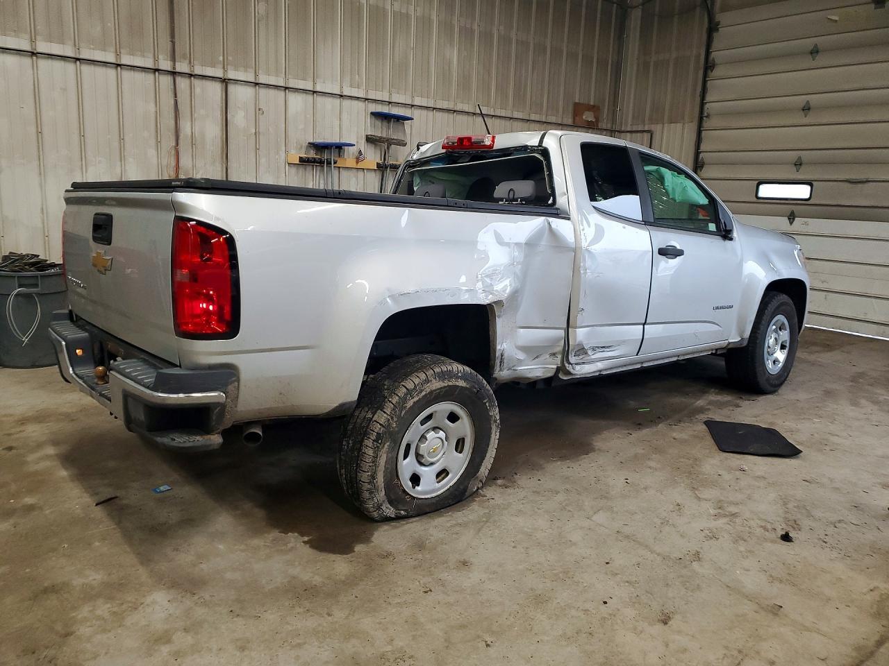 2018 Chev Colorado - Image 3