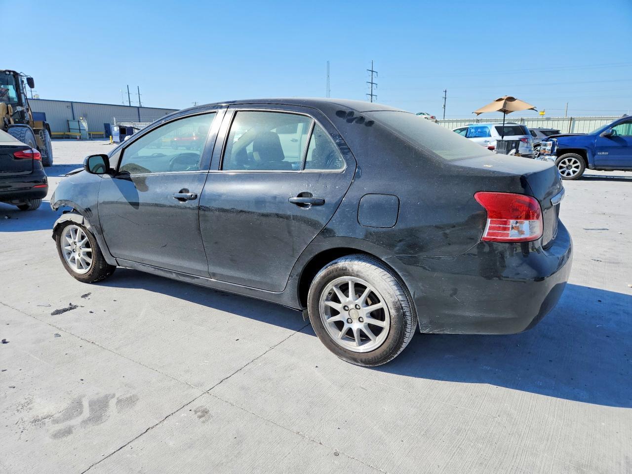 2007 Toyota Yaris Base - Image 2