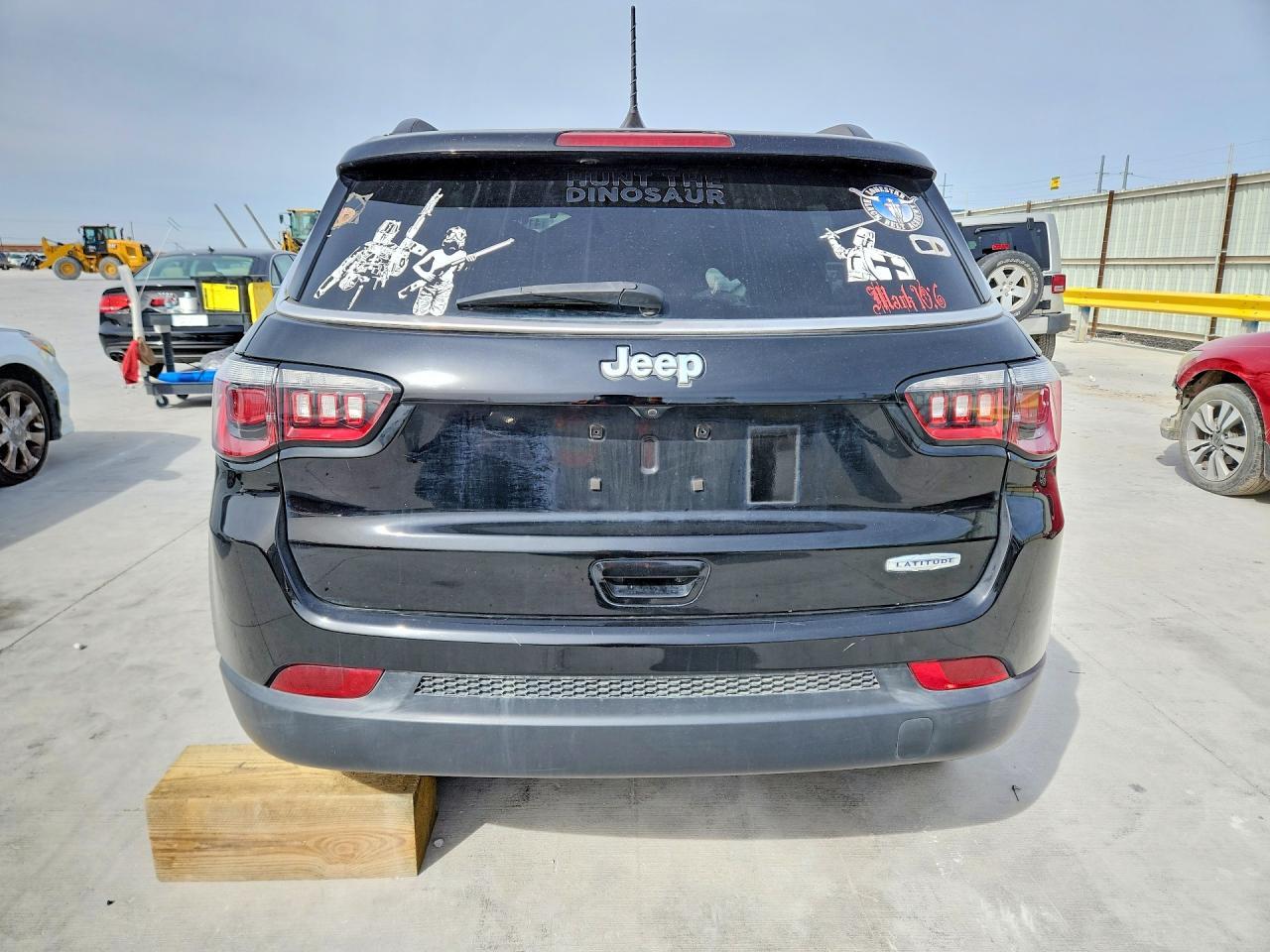 2017 Jeep Compass Latitude - Фото 6