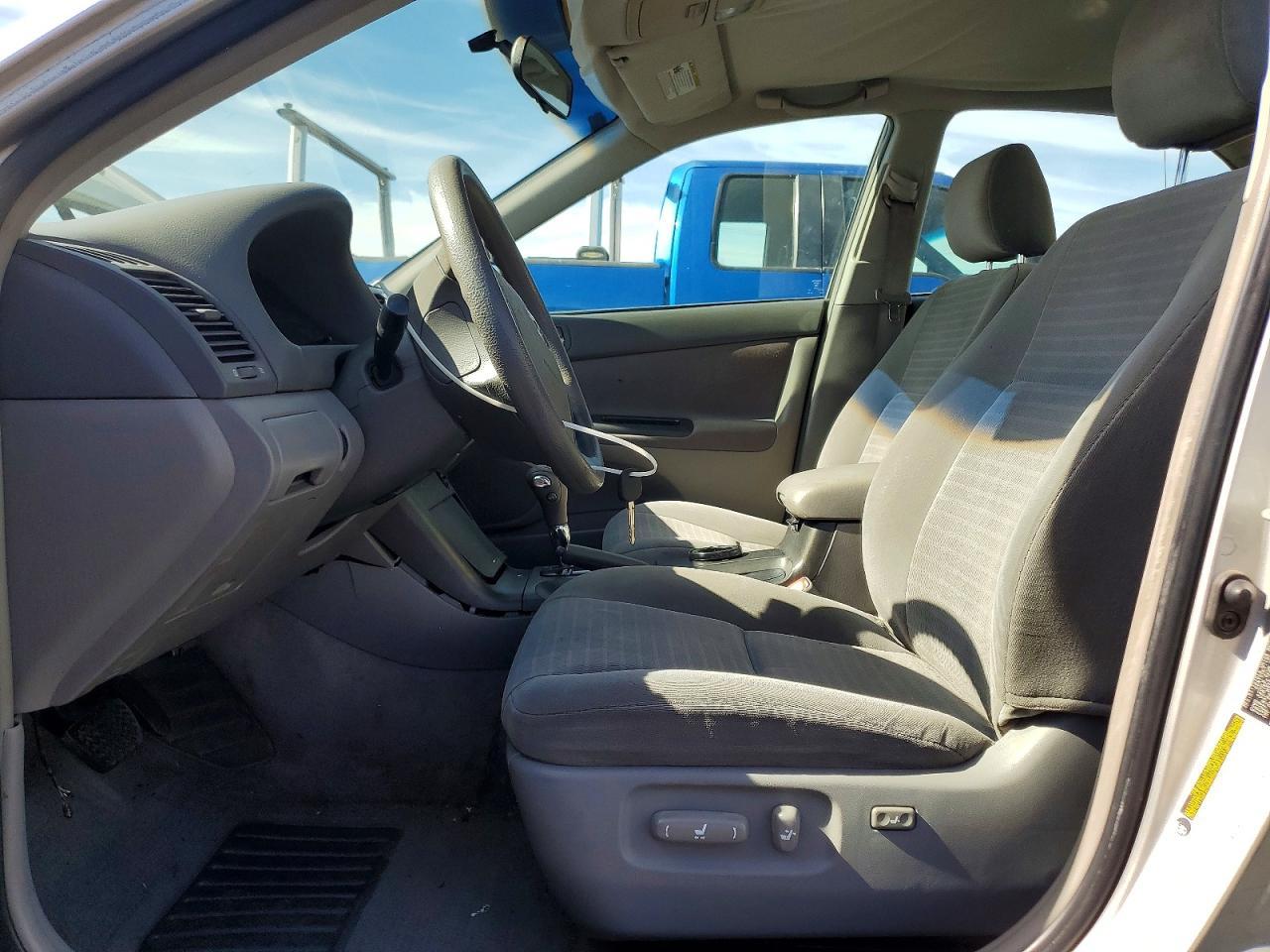 2005 Toyota Camry Le - Фото 7