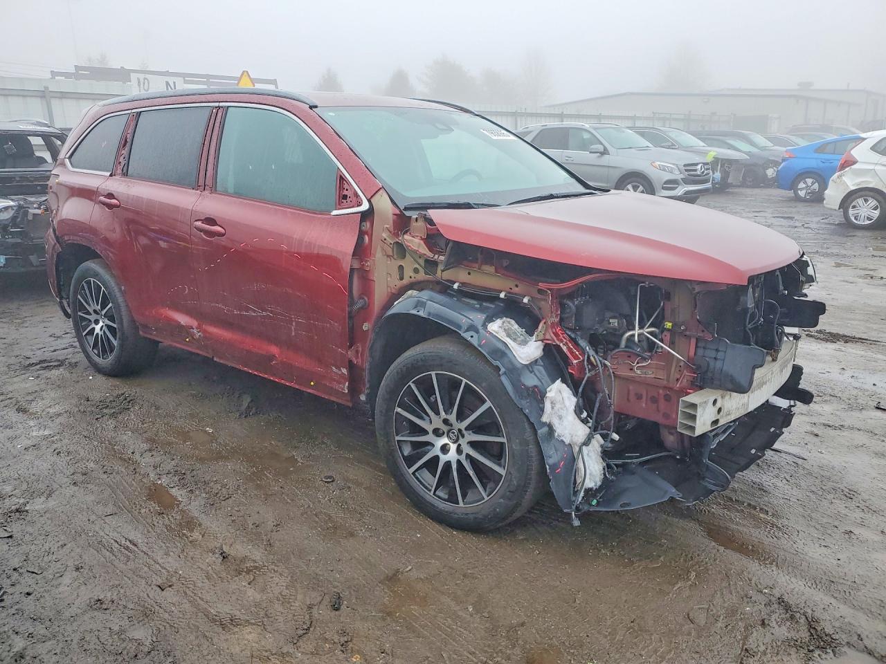 2017 Toyota Highlander Se - Фото 4