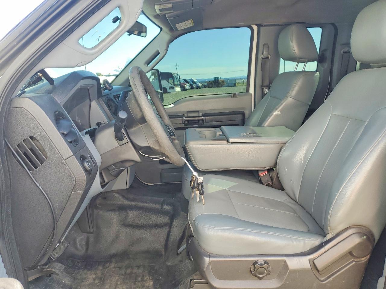 2016 Ford F450 Super Duty Utility / Service Truck - Image 7