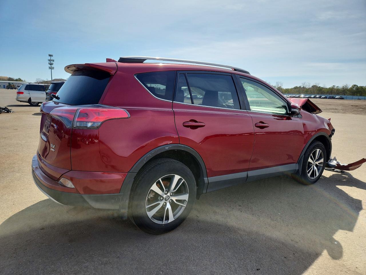 2018 Toyota Rav4 Xle - Фото 3