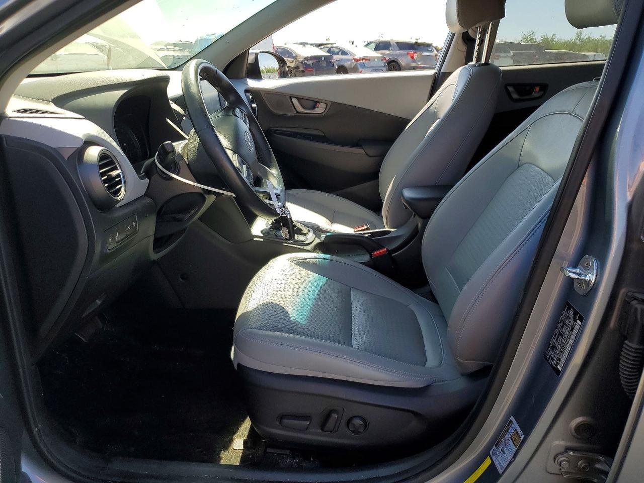 2021 Hyundai Kona Limited - Image 7