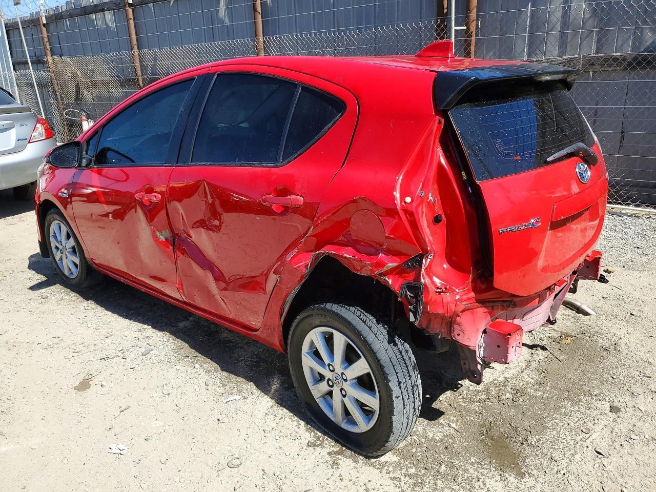 2017 Toyota Prius C Two - Фото 2